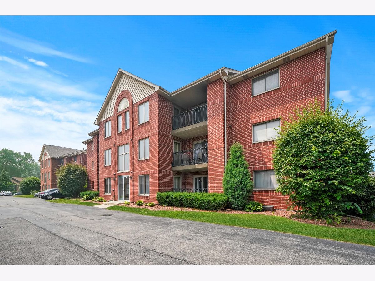 Condos & Townhomes Sold Heritage Cove Palos Hills Illinois, 11110 Cove