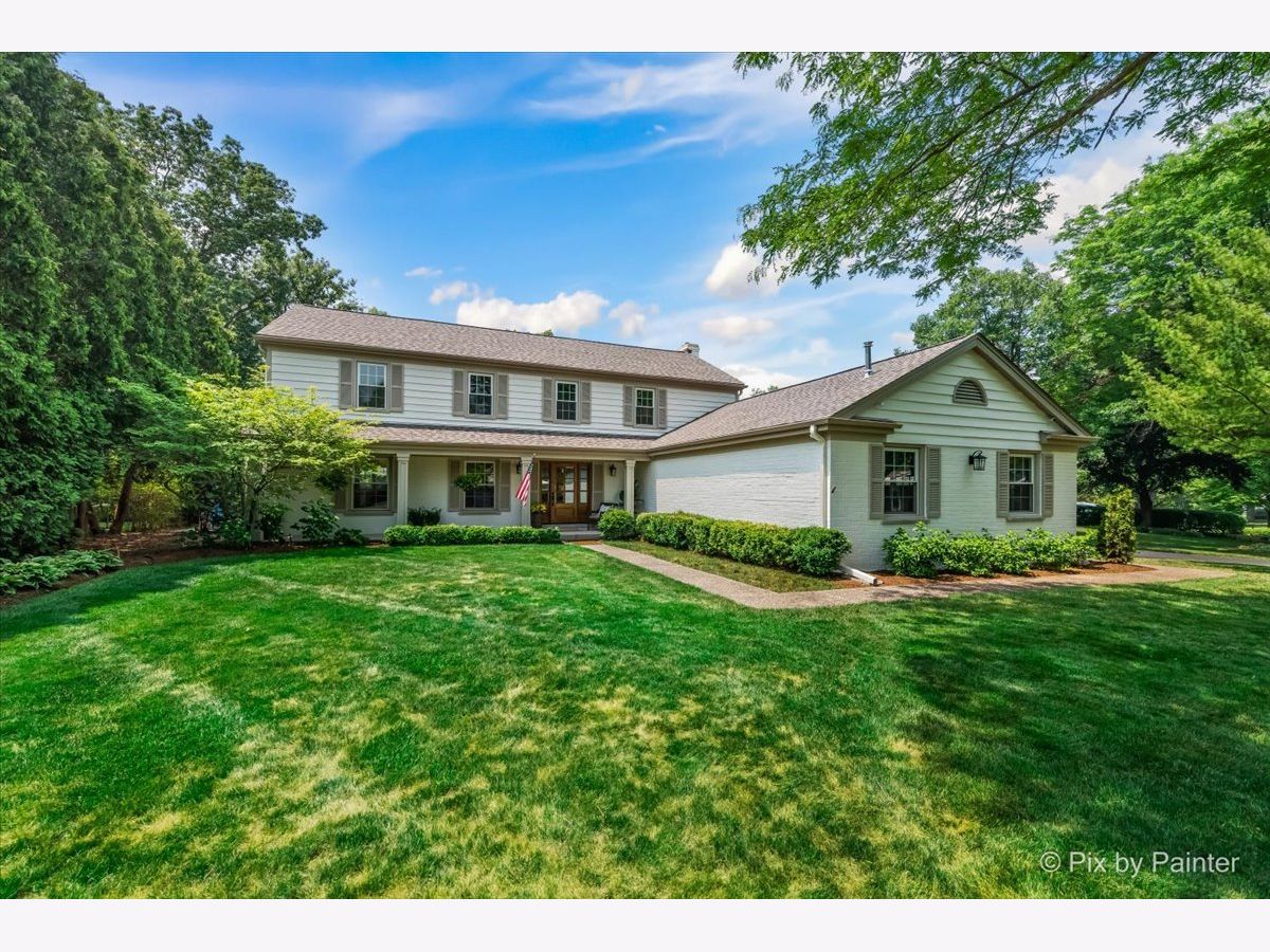 Homes Sold White Oaks Lake Forest Illinois, 1271 Wild Rose
