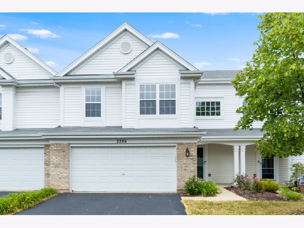 Townhomes Rented Parkside At Countryside Aurora Illinois, 2286 Foxmoor