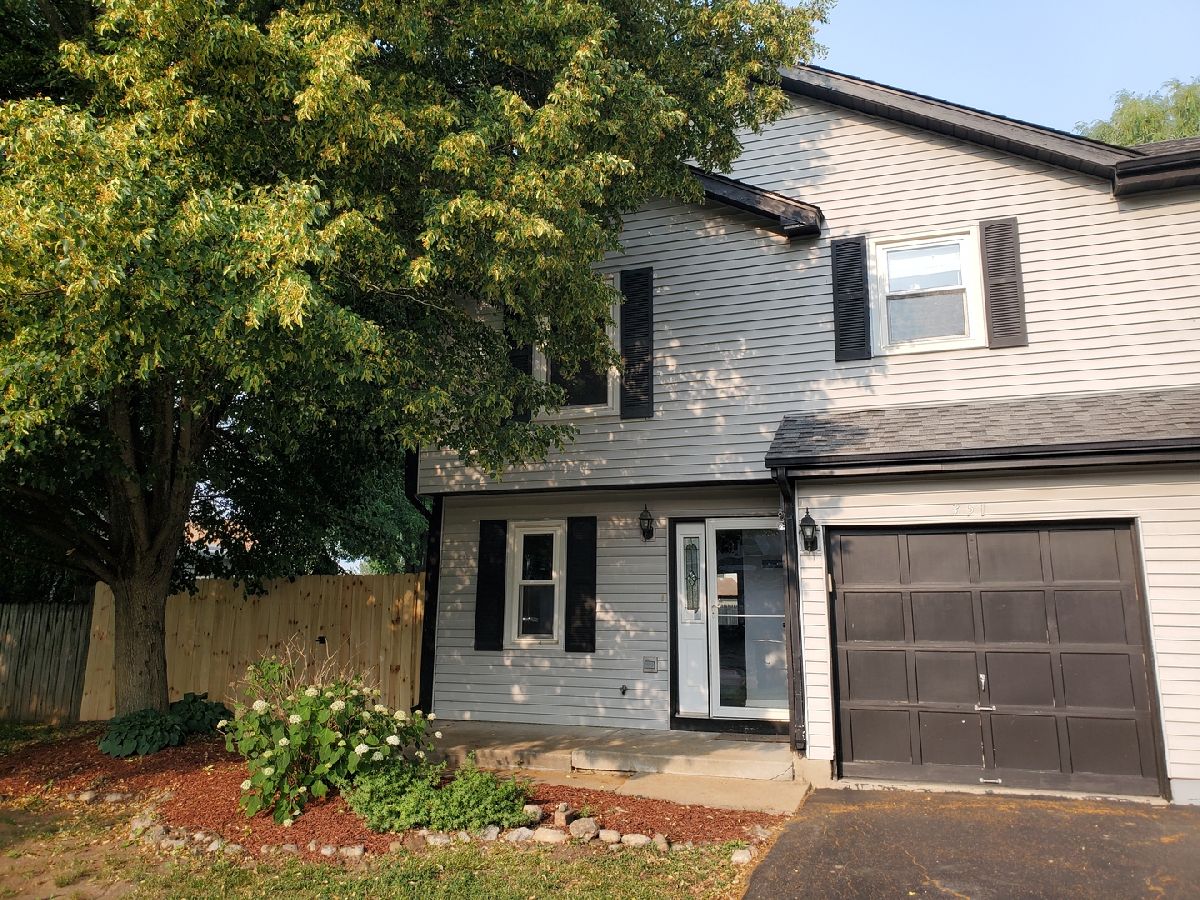 Townhomes & Homes Rented Antioch Manor Antioch Illinois, 351 Joren