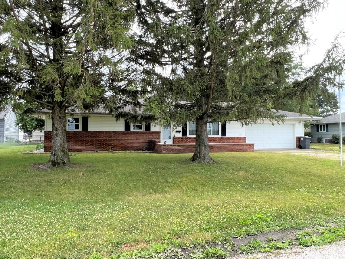  Sold Pesotum Illinois, 405 W Washington