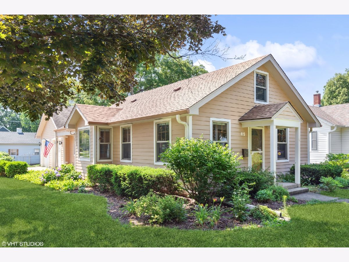 Homes Sold Pomeroys Addn Crystal Lake Illinois, 85 Maple