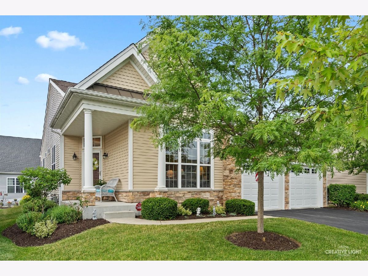 Bowes Creek Country Club Elgin IL, Homes & Townhomes For Sale & For