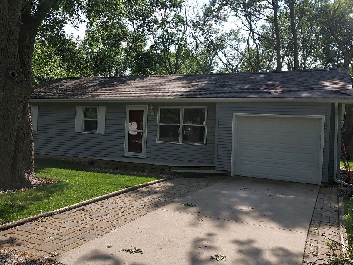 Homes Sold Southland Acres Tuscola Illinois, 304 Key
