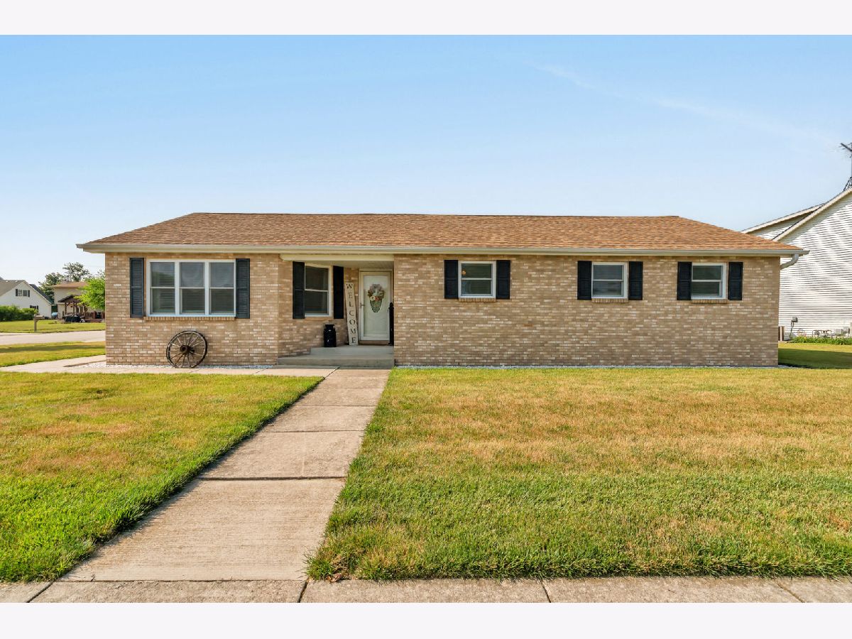 Homes & Condos & Townhomes Sold Coalfield Coal City Illinois, 81 Tipple