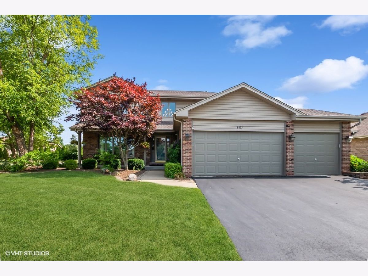 Townhomes & Homes Sold Towne Pointe Tinley Park Illinois, 8437 Brandau