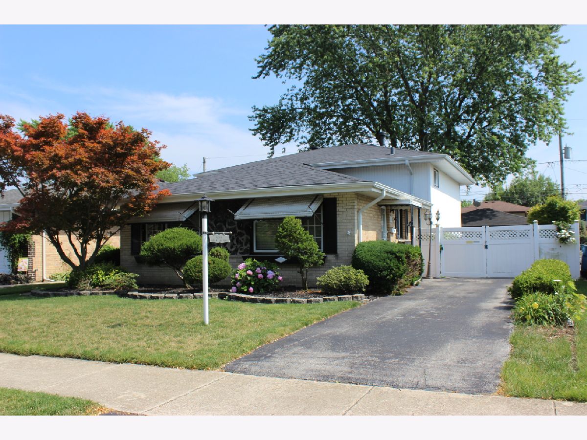Homes Sold Crestwood Gardens Crestwood Illinois, 5215 137th