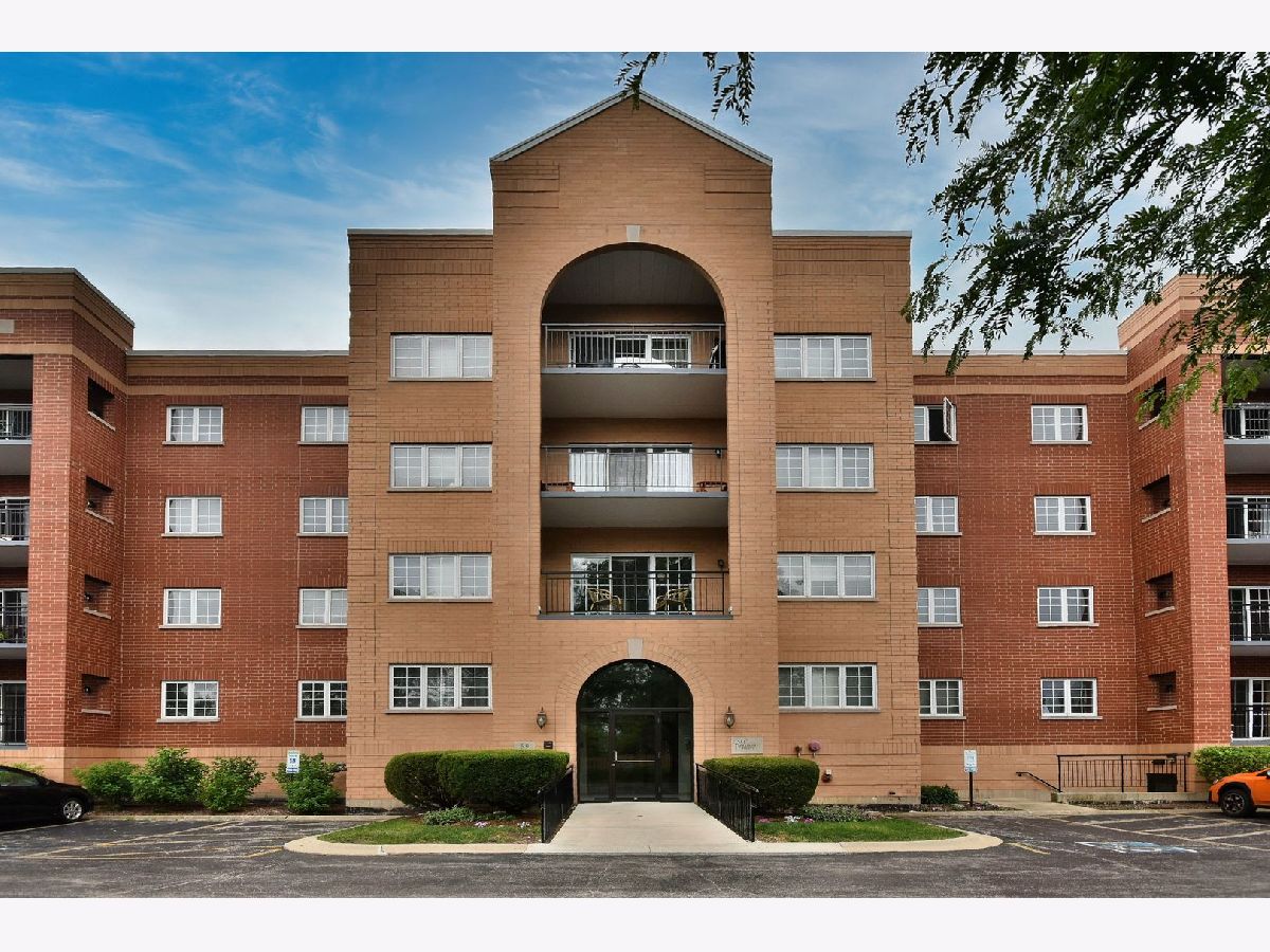 Condominiums Sold Miramonte Pointe Palatine Illinois, 59 Hale