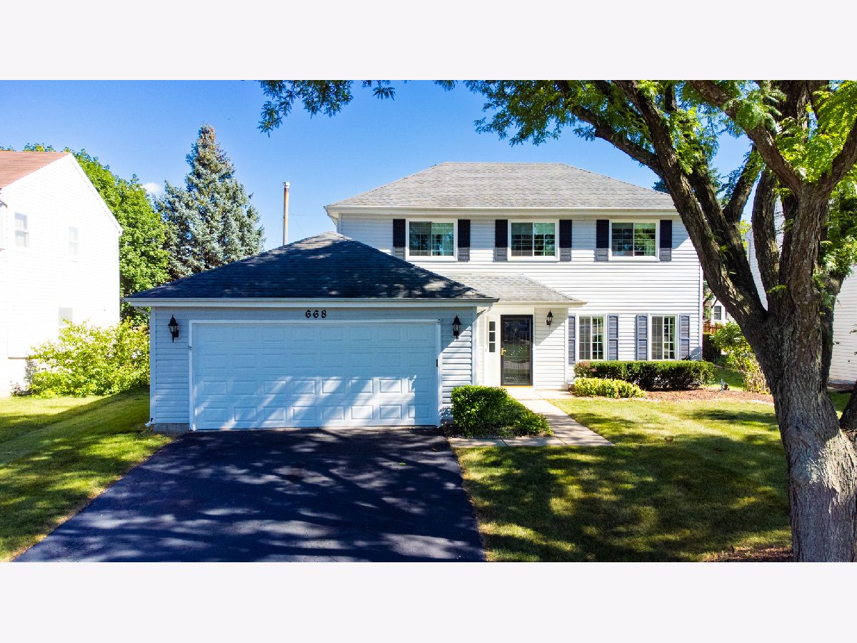 Homes Sold Pine Ridge Of North Hill Carol Stream Illinois, 668 Thunderbird