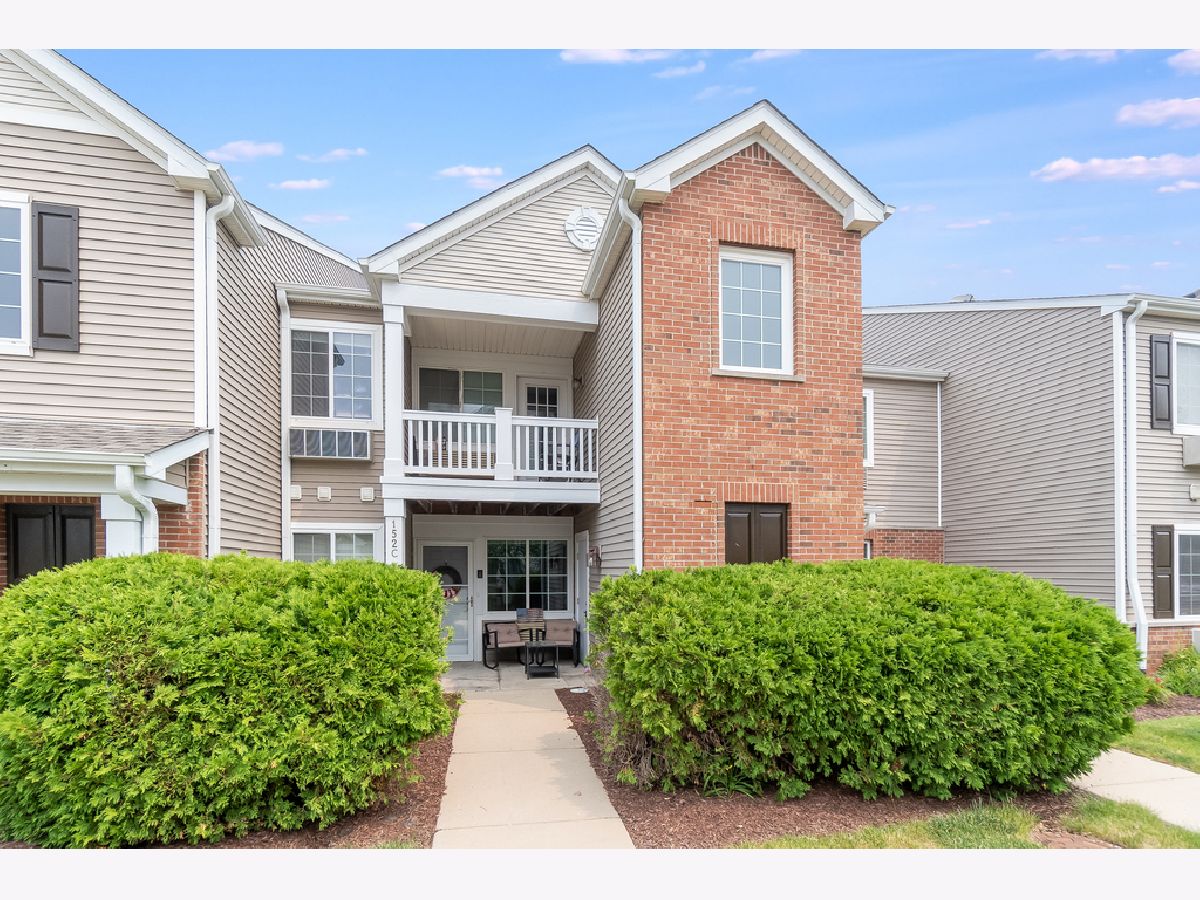 Bristol Bay Yorkville IL, Condos & Townhomes & Homes For Sale & For