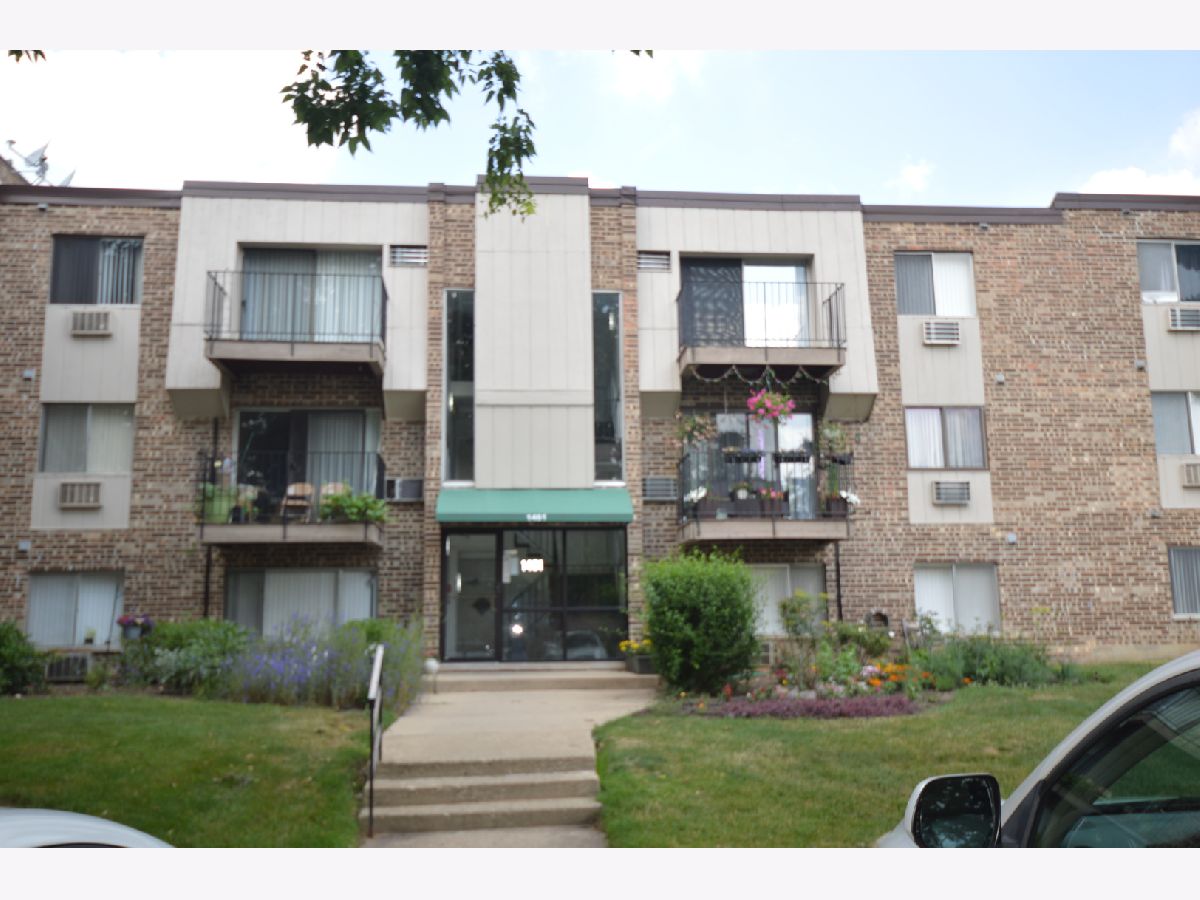 Condominiums Rented Brentwood Palatine Illinois, 1461 Winslowe