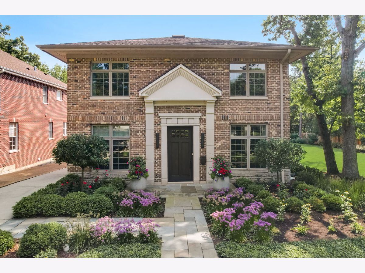 Homes & Condos & Townhomes Sold Hubbard Woods Glencoe Illinois, 520 Drexel