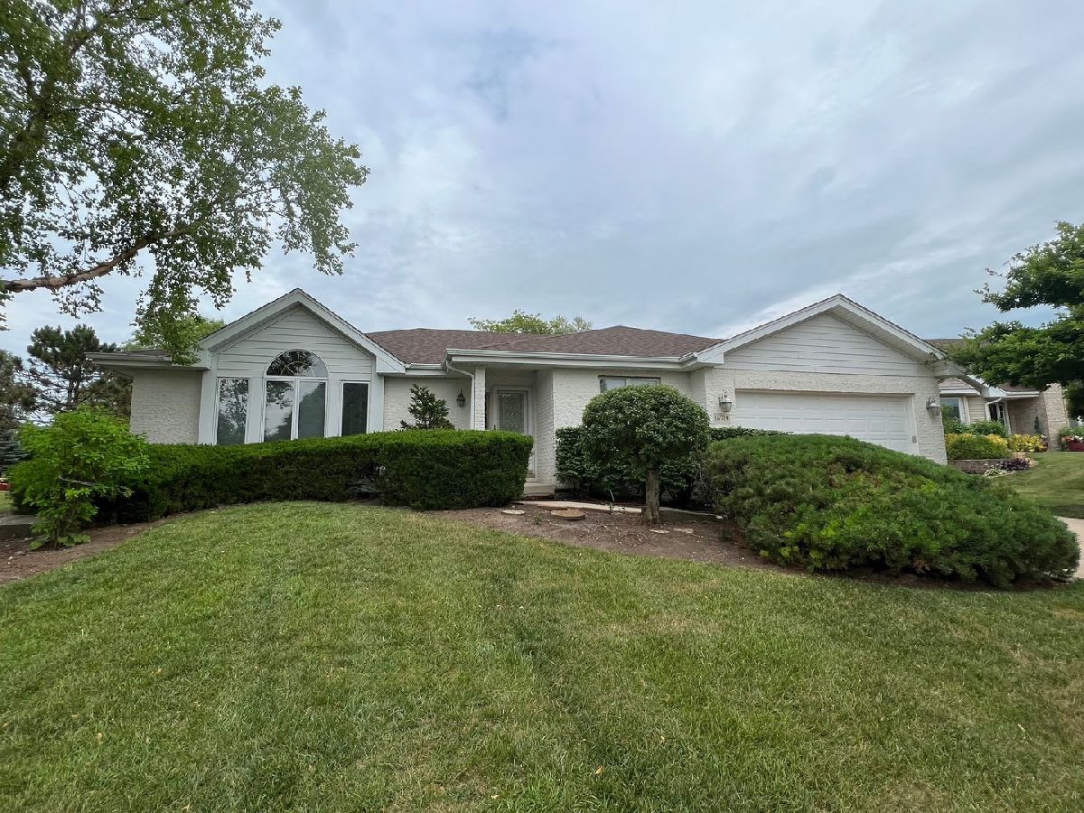 Homes & Condos & Townhomes Sold Broken Arrow Long Bow Lockport Illinois