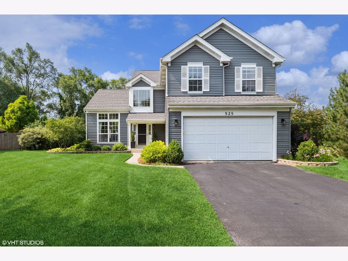 Homes Sold Bright Meadows Round Lake Illinois, 525 W Sweet Clover