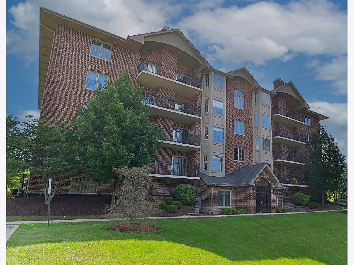 Condominiums Sold Ashton Grove Condominiums Westmont Illinois, 6675 Cass