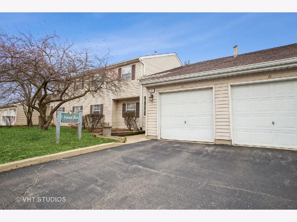 Condos & Townhomes Sold Victorian Park Streamwood Illinois, 21 Park