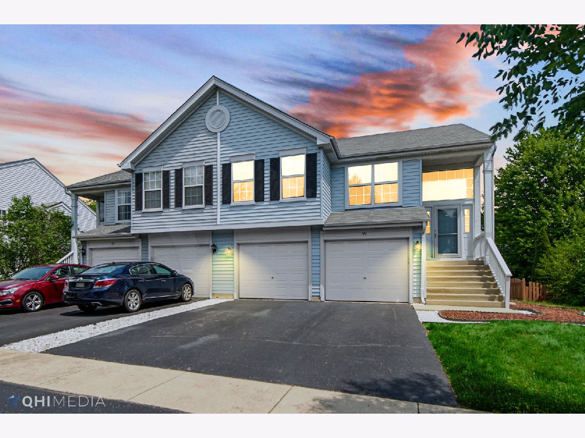 Homes & Townhomes Sold Victoria Meadows Oswego Illinois, 95 Seton Creek