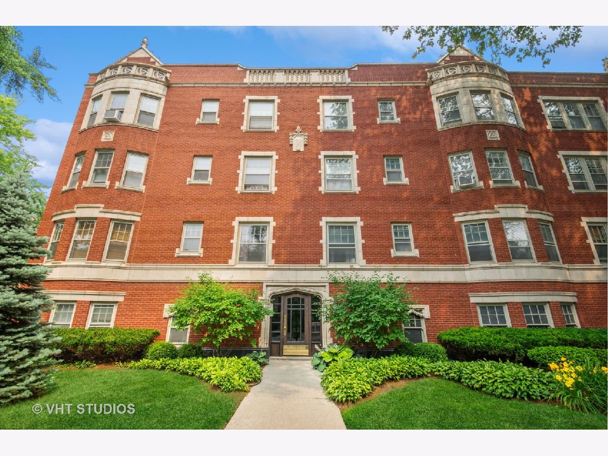 Condominiums Sold Santa Maria Oak Park Illinois, 232 Oak Park