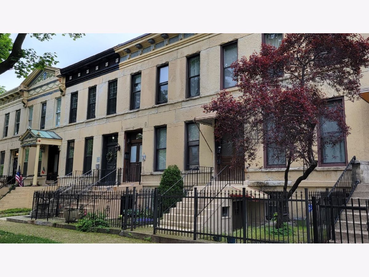 Condominiums & Homes Sold Tri-taylor Chicago Illinois, 809 Leavitt