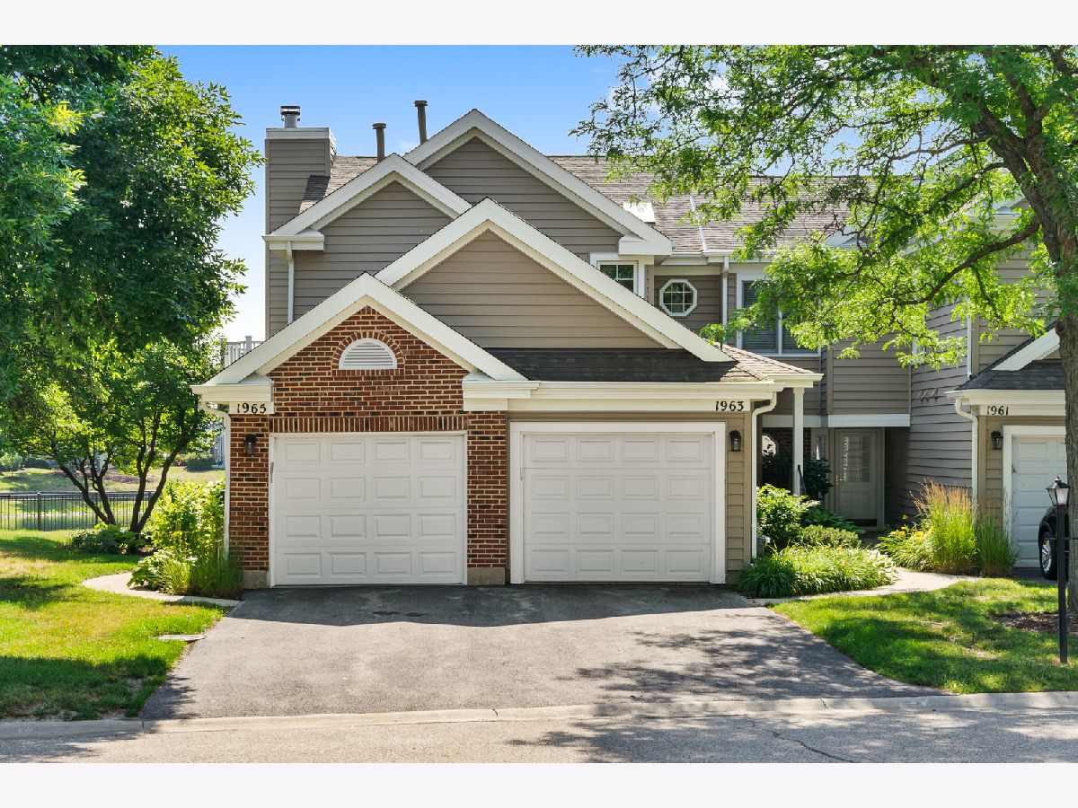 Lake Arlington Towne Arlington Heights IL, Townhomes & Condos & Homes