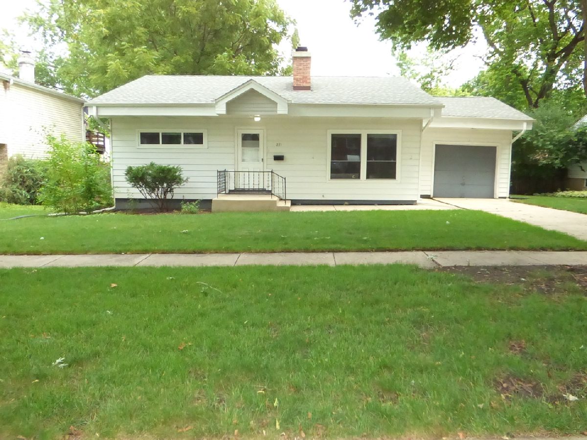 Homes Sold Old Bartlett Bartlett Illinois, 221 Crest