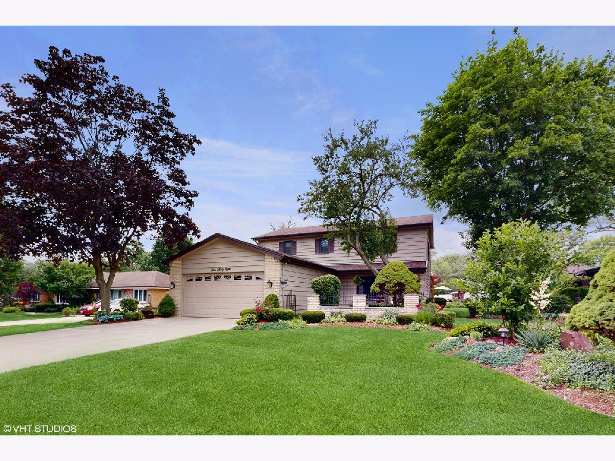 Homes Sold Branigar Estates Elk Grove Village Illinois, 538 Thorndale