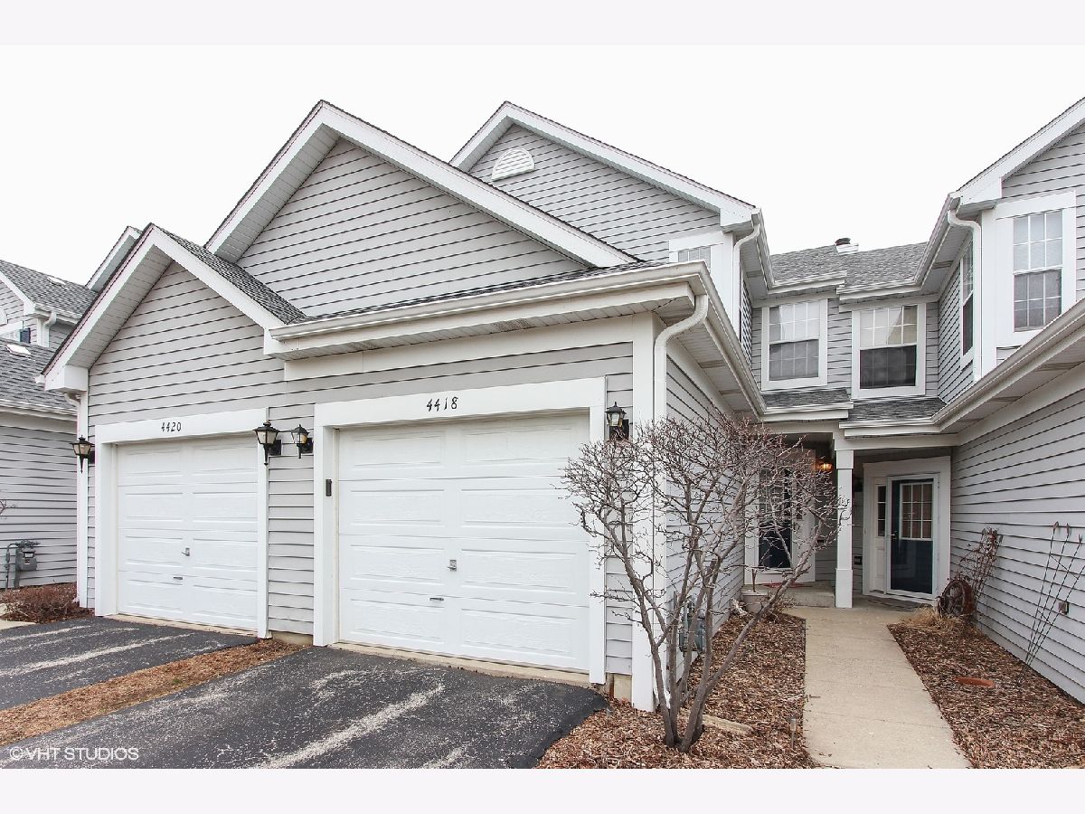 Homes & Townhomes & Condos Rented Pleasant Hill Waukegan Illinois, 4418 Brownstone