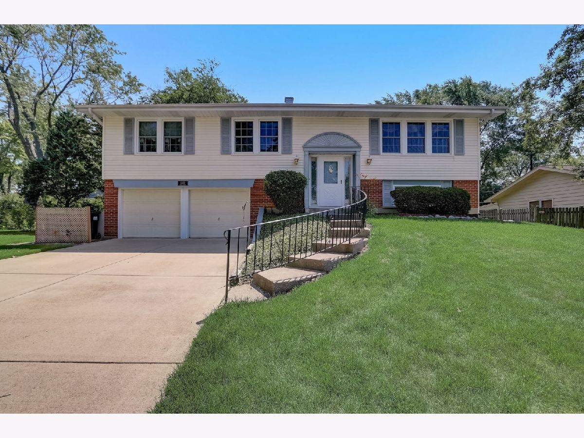 Homes Sold Butterfield Lombard Illinois, 2S257 Glen