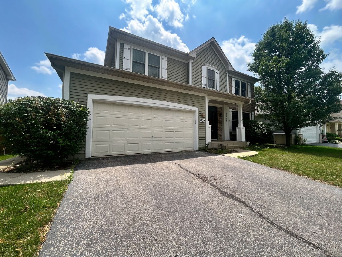 Townhomes & Homes Sold Oak Ridge Elgin Illinois, 1729 Pin Oak