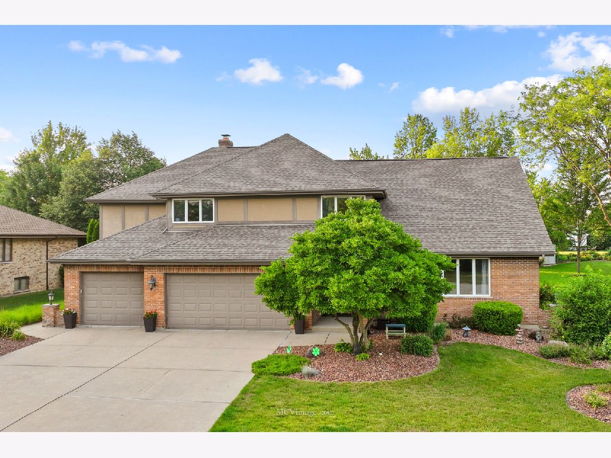 Homes Sold Meadowcrest Homer Glen Illinois, 12116 Juniper