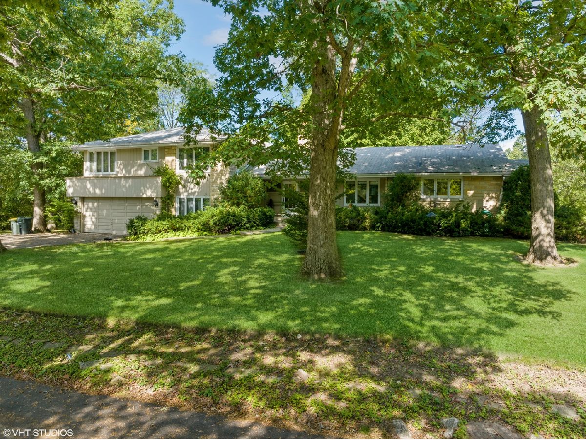 Homes & Condominiums Sold Hubbard Woods Winnetka Illinois, 875 Private