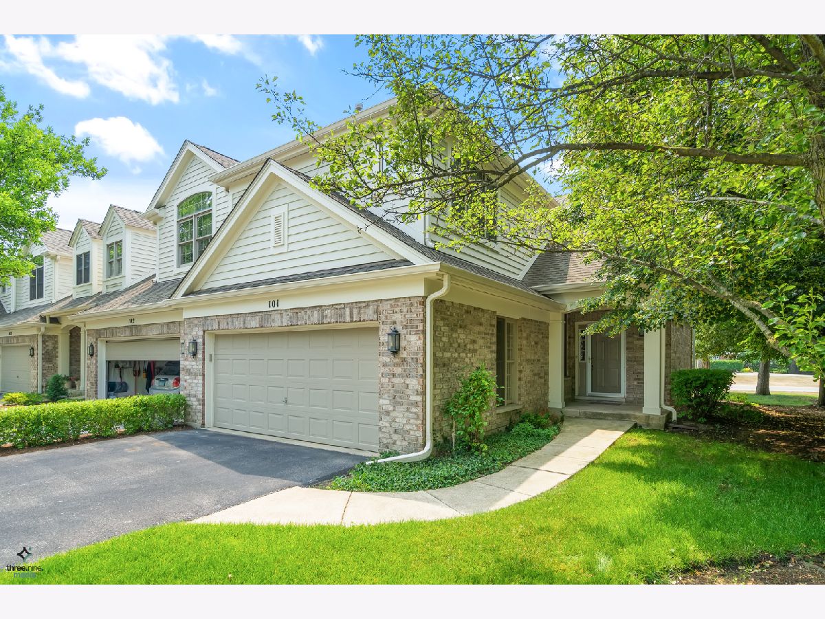 Townhomes Sold Fairway Club La Grange Illinois, 101 Fairway