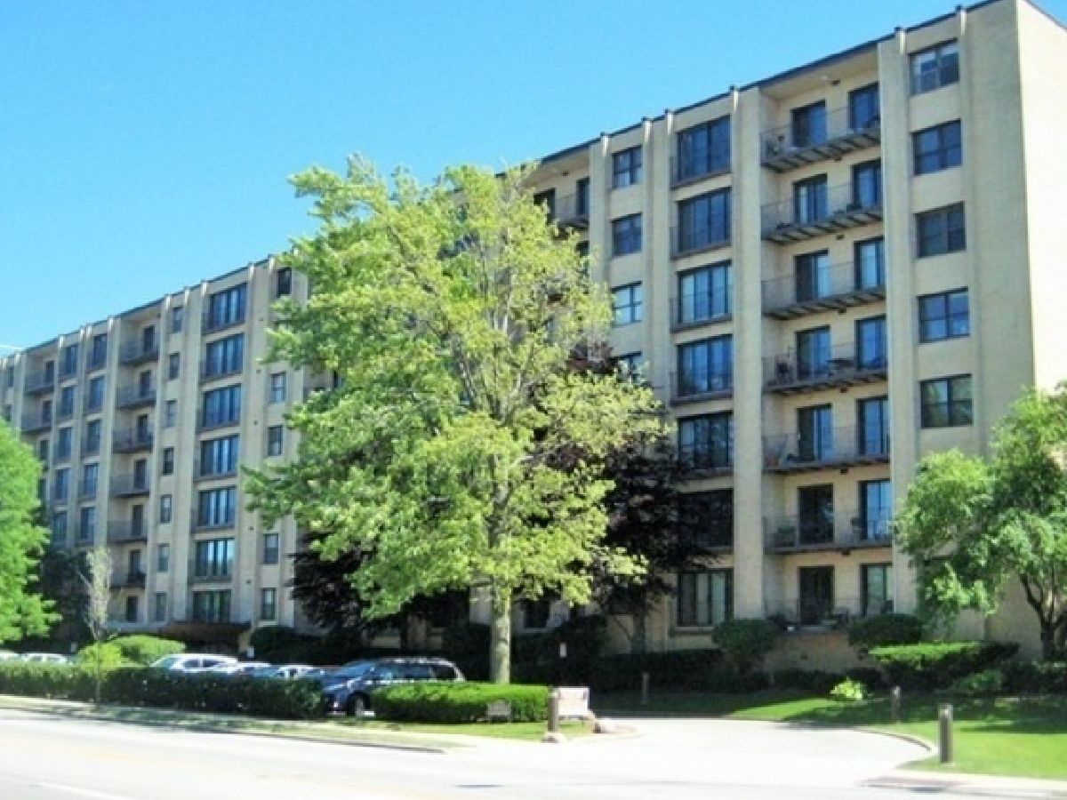 Condominiums Sold Lincolnwood Suites Lincolnwood Illinois, 4601 Touhy