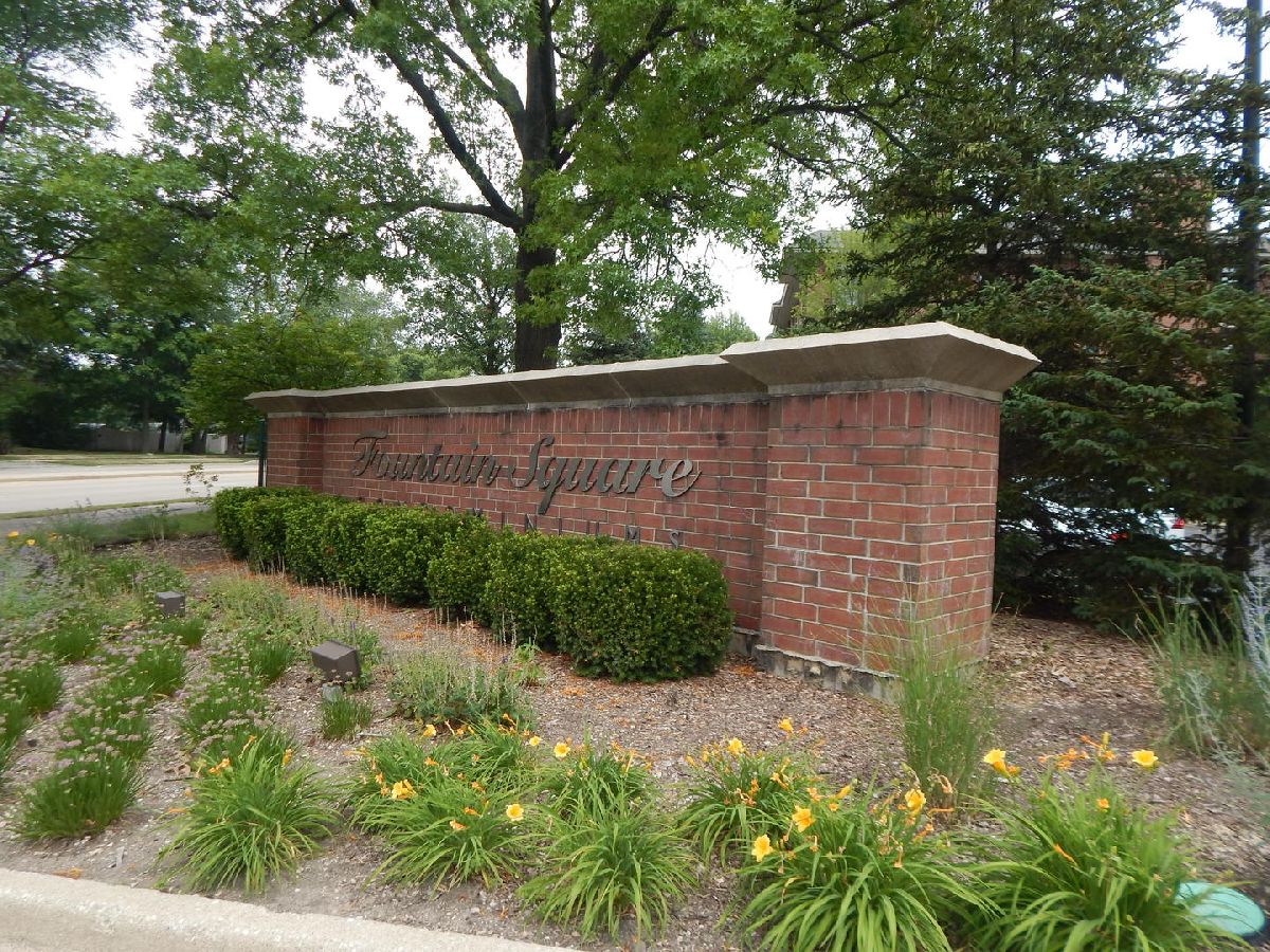 Condominiums Rented Fountain Square Lombard Illinois, 855 22nd