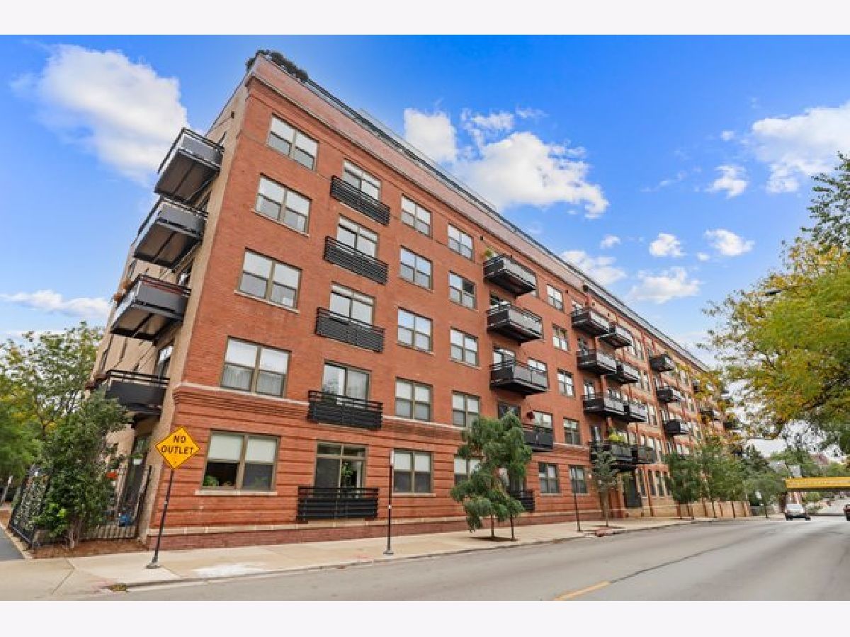 Condominiums Sold Regal Lofts Chicago Illinois, 1735 Diversey
