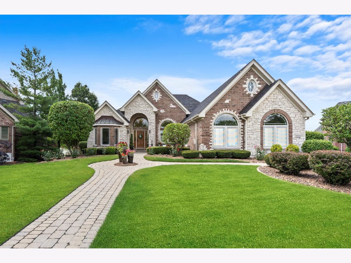 Homes Sold Flagstone Frankfort Illinois, 11935 Flagstone Turn