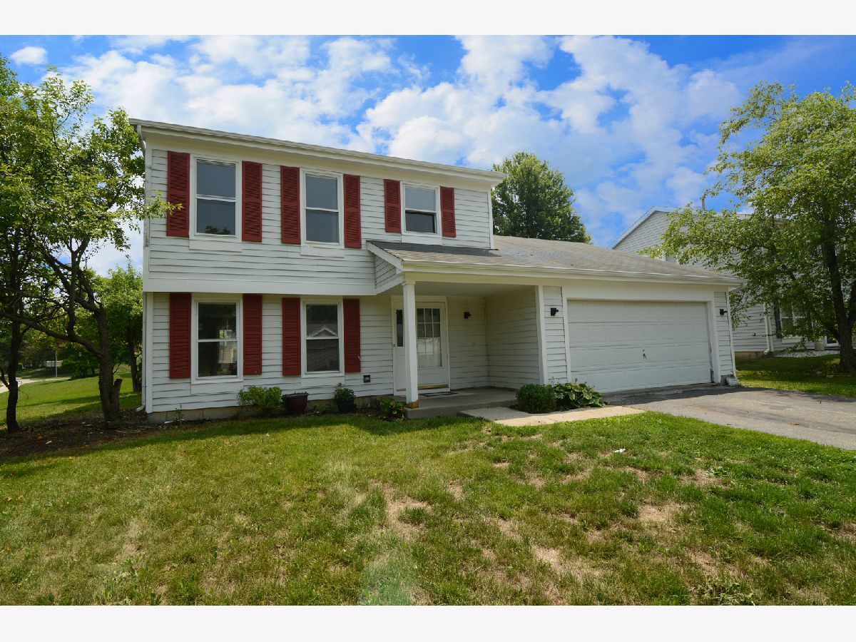 Homes Rented Crystal In The Park Crystal Lake Illinois, 1503 Hollytree