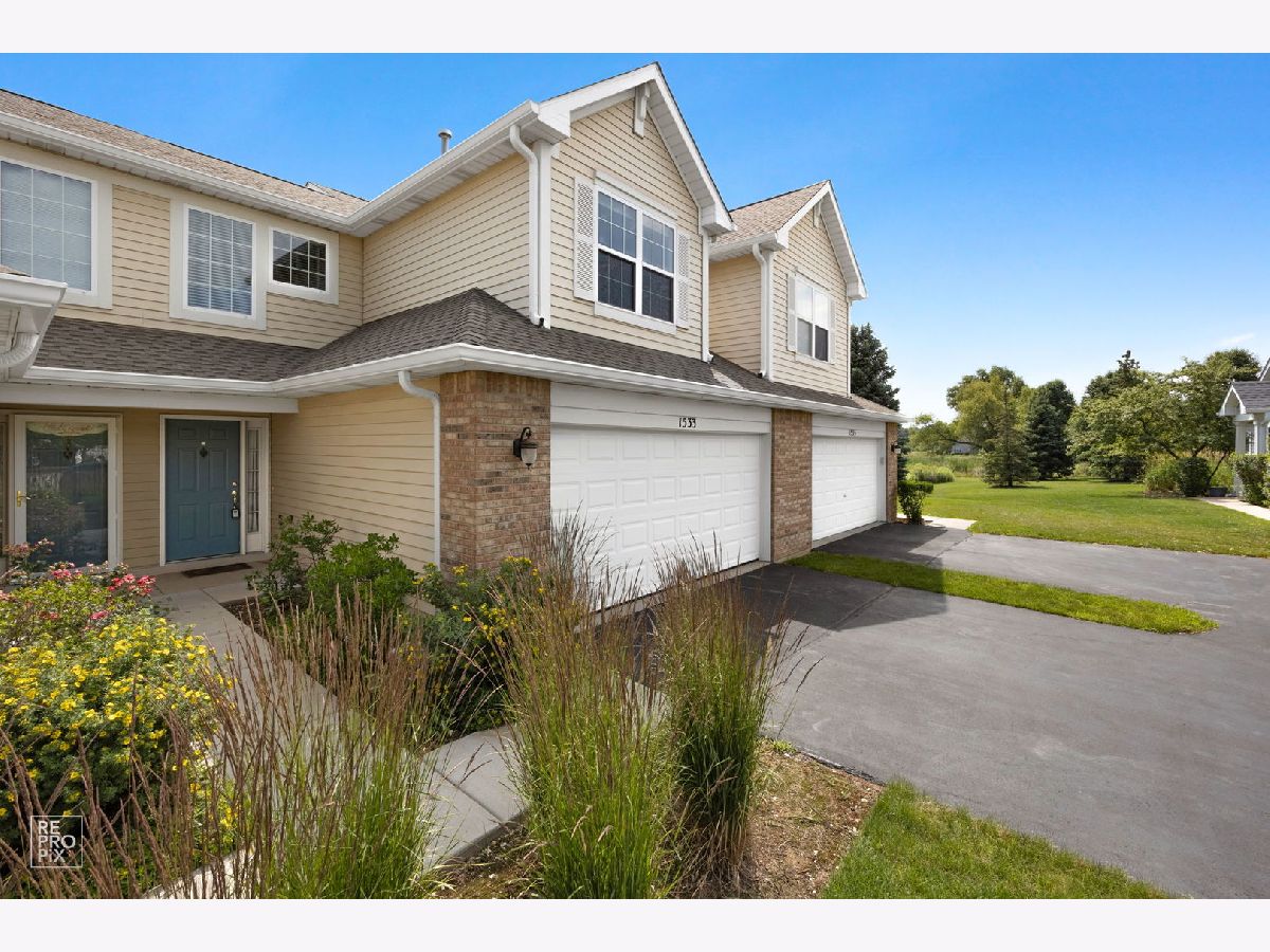 Townhomes Sold Fields Of Cambridge Waukegan Illinois, 1533 Candlestick
