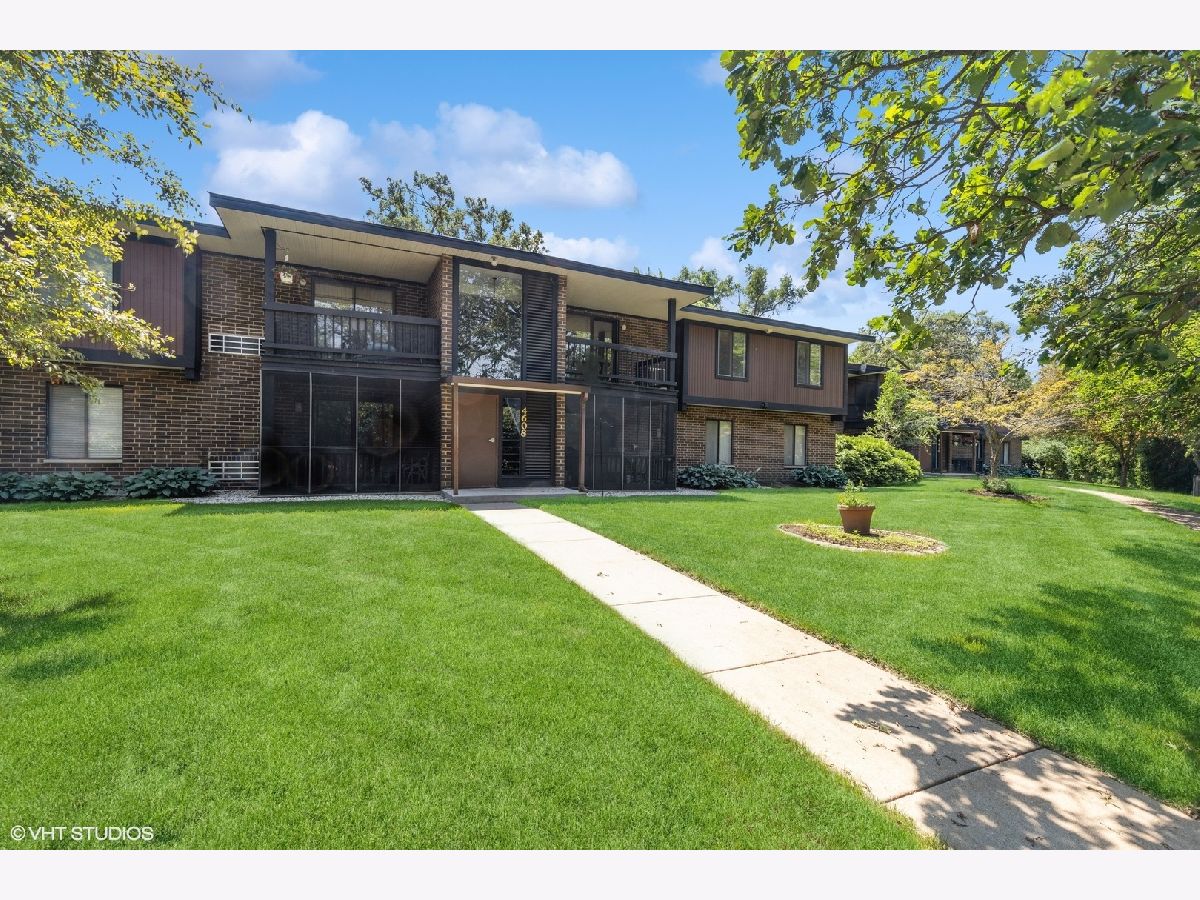 Condominiums Sold Northfox Mchenry Illinois, 4608 Northfox