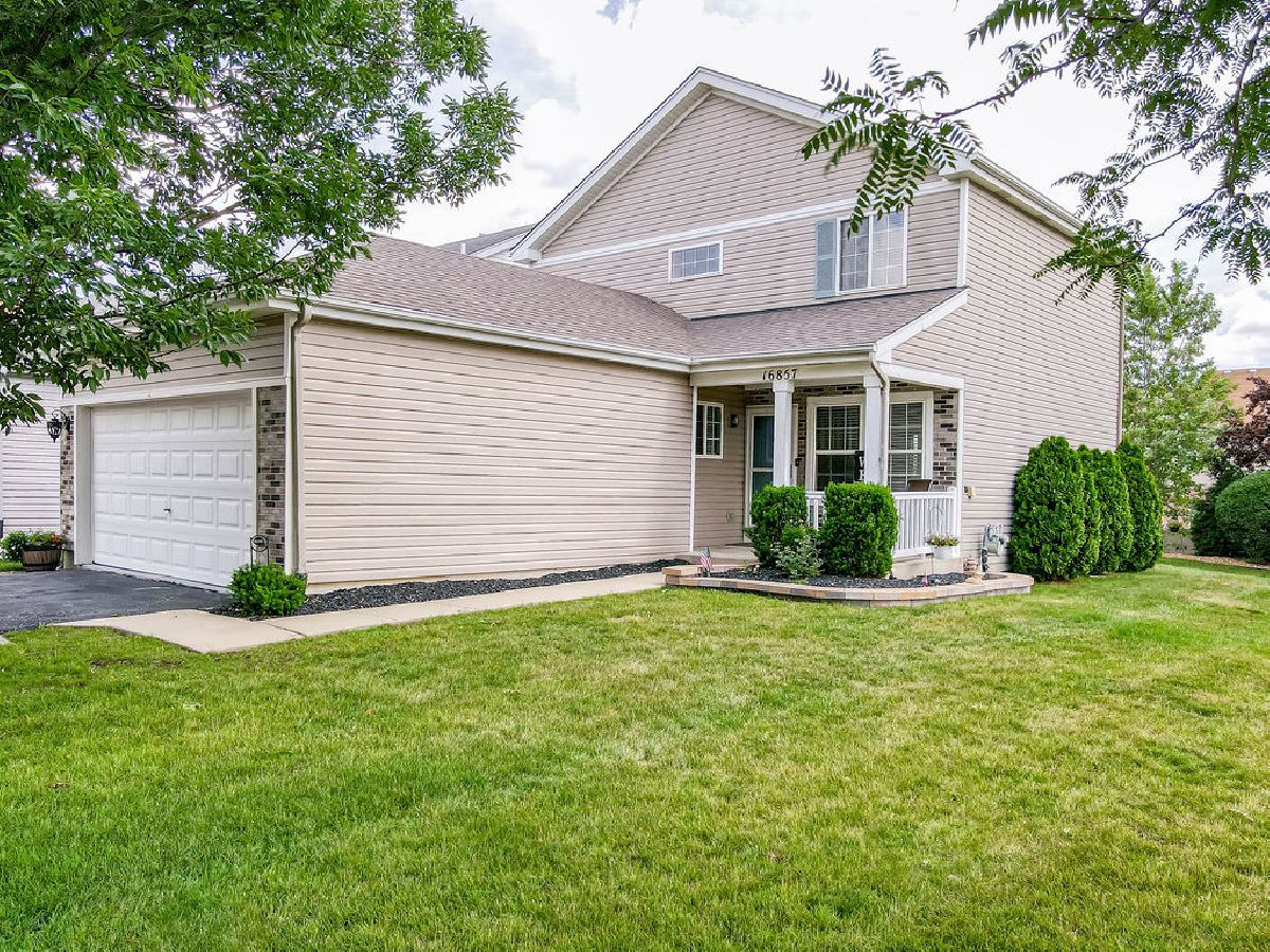 Homes Sold Parker Ridge Lockport Illinois, 16857 Morel