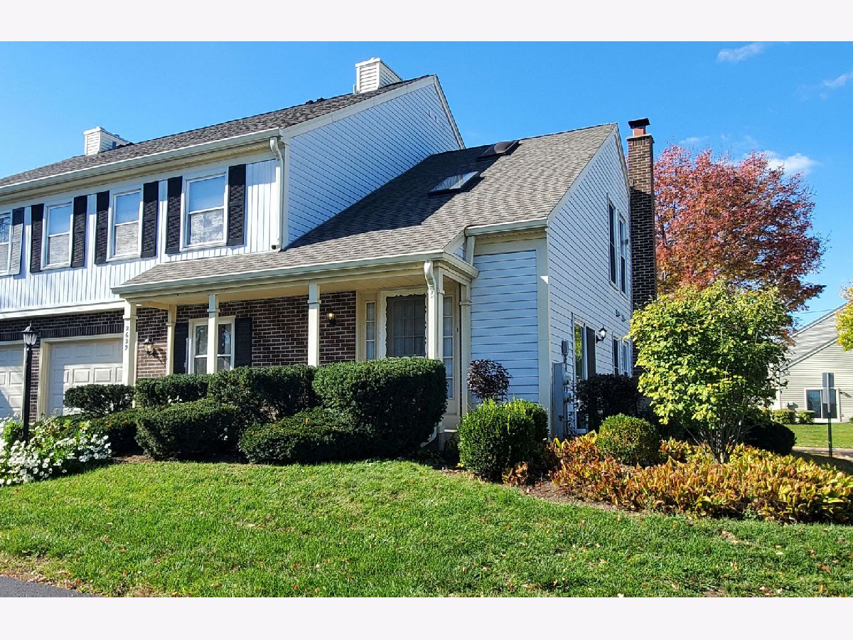 Townhomes & Condos Rented College Hill Schaumburg Illinois, 2629 College Hill