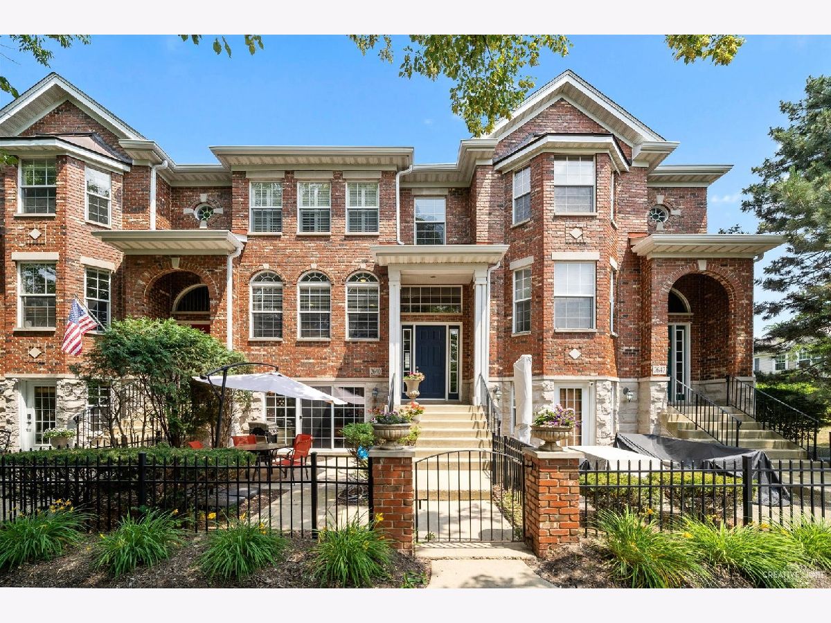 Townhomes Sold Vintage Club Naperville Illinois, 2640 Blakely