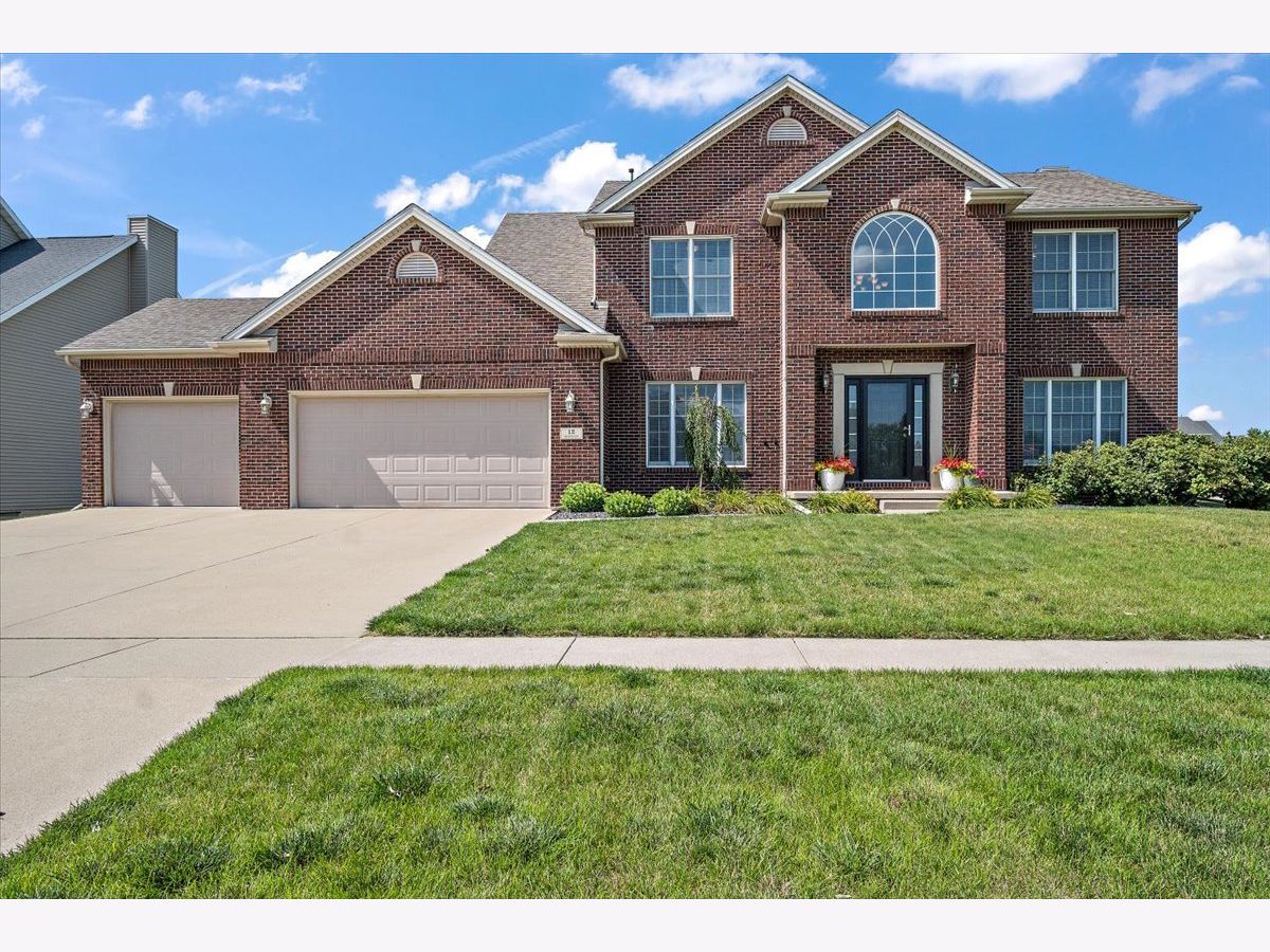 Homes & Condos & Townhomes Sold Eagle View Bloomington Illinois, 12 Deerfield