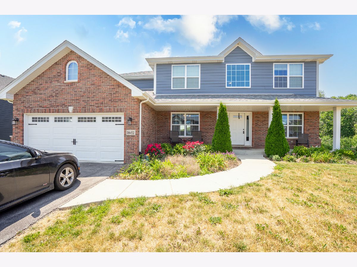 Homes Sold Oak Creek Lockport Illinois, 16452 Turnberry