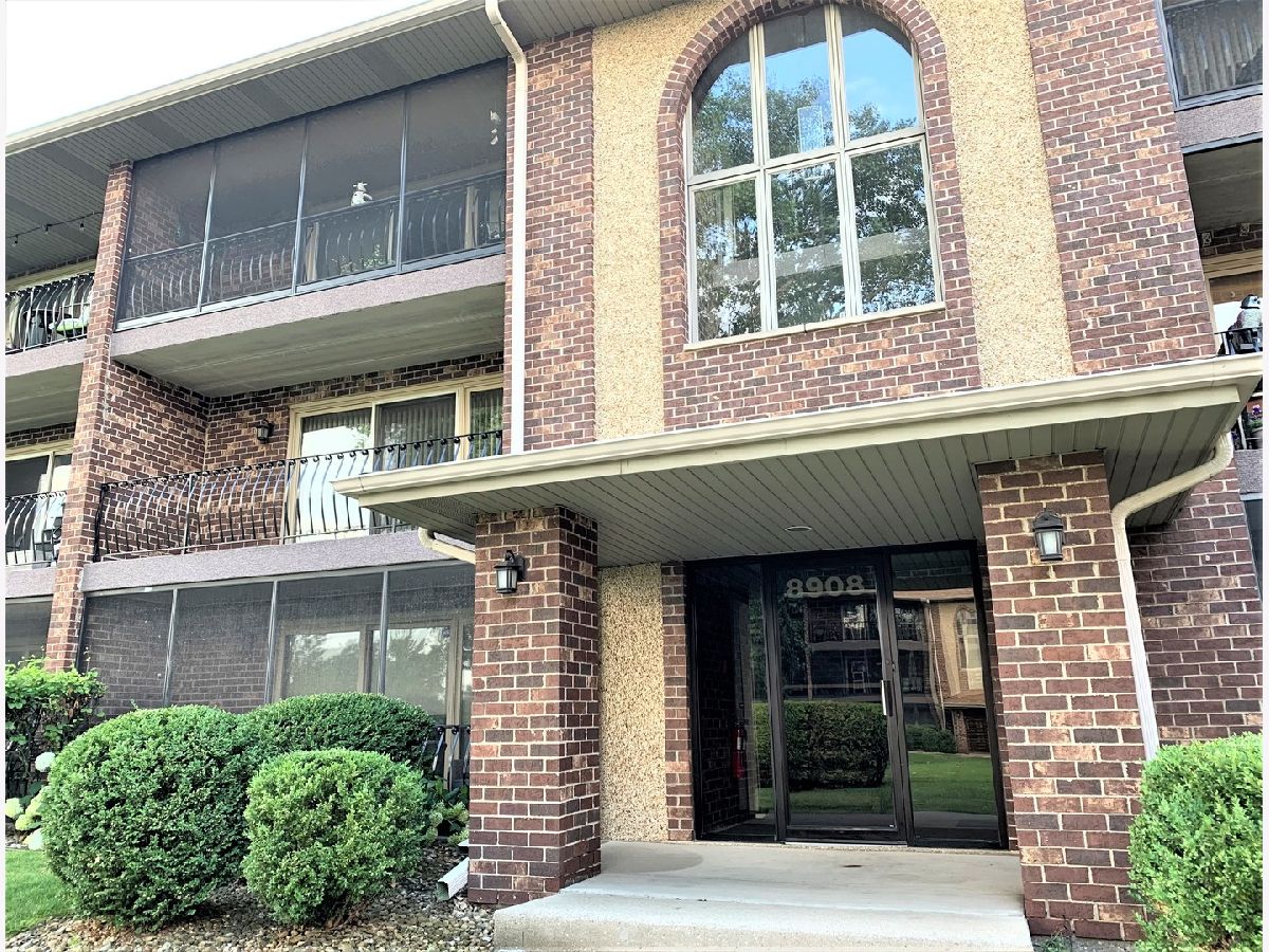 Condos & Townhomes & Homes Sold Heritage Orland Park Illinois, 8908 140th