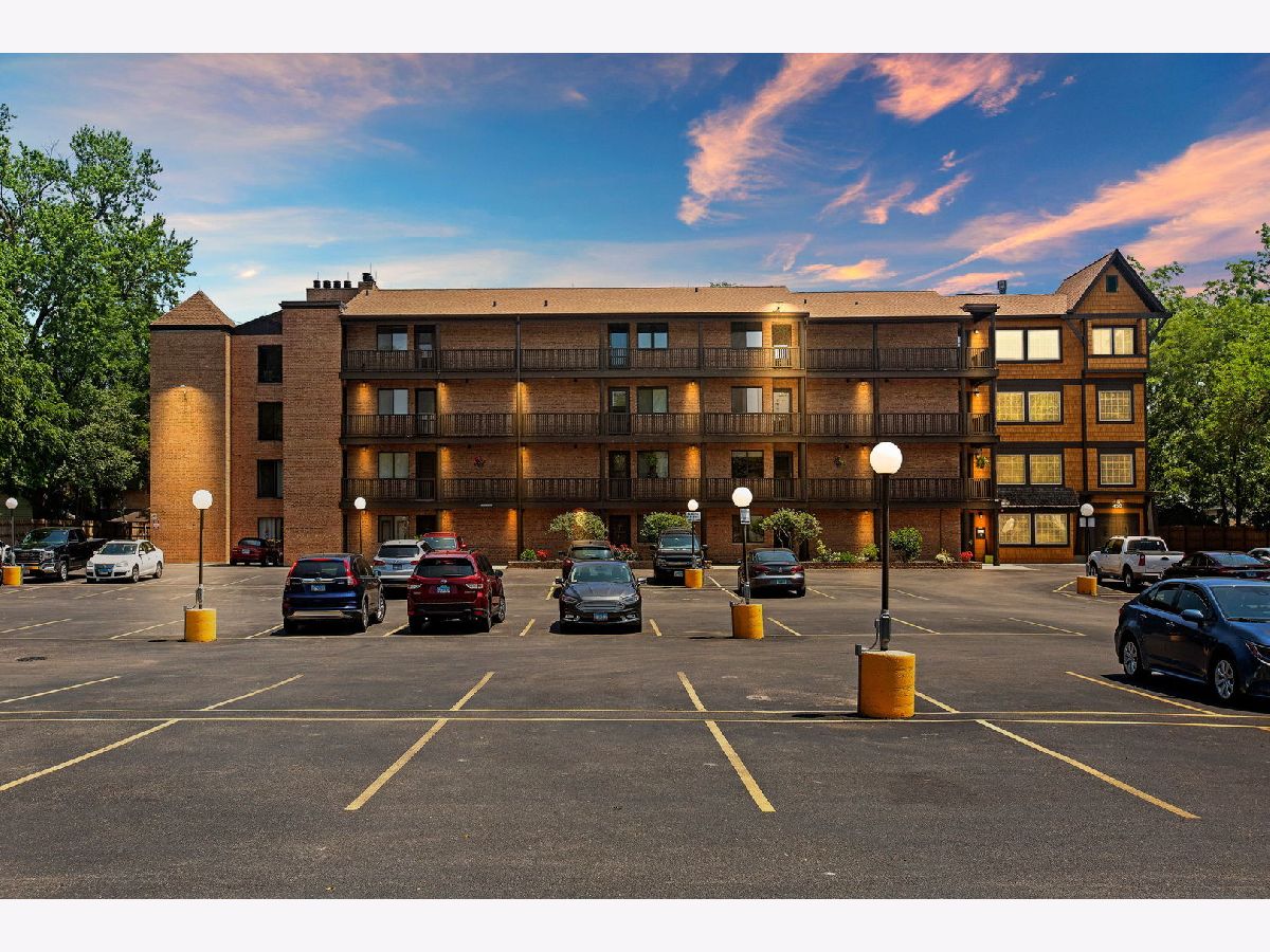 Condominiums Sold Harbour Club Wauconda Illinois, 450 Main