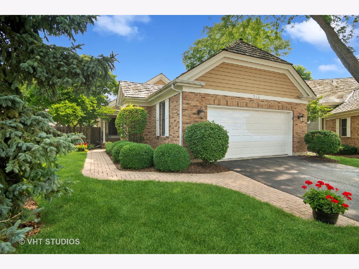 Homes & Condos & Townhomes Sold Park Barrington Barrington Illinois, 516 Park Barrington