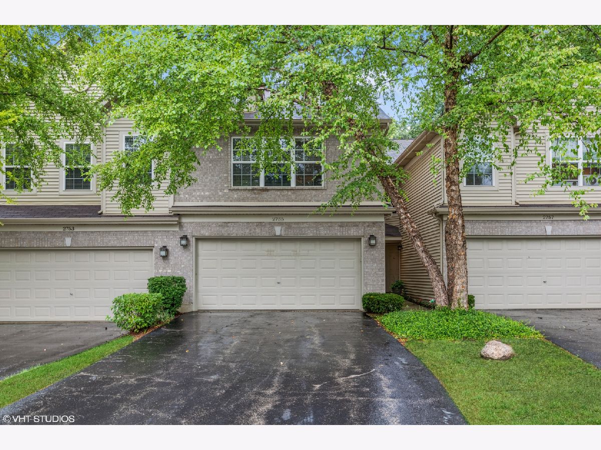 Townhomes & Condos Sold Cobblestone Woods Prairie Grove Illinois, 2755 Granite