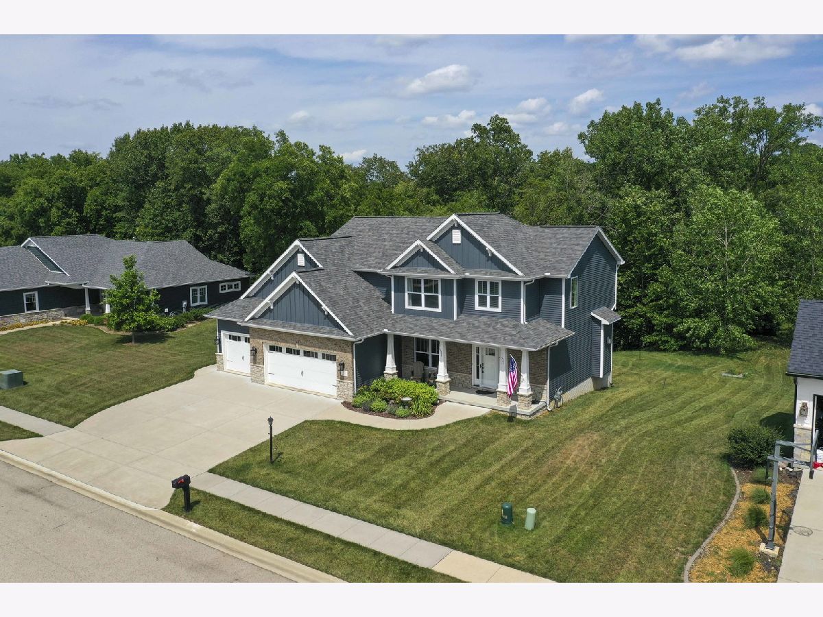  Sold Morton Illinois, 322 Shaggybark