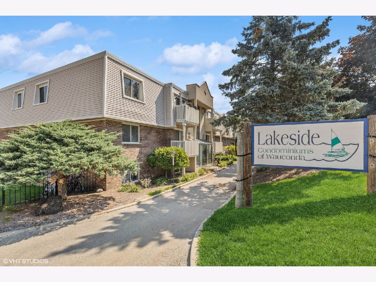 Condominiums Sold Lakeside Condos Wauconda Illinois, 213 Liberty